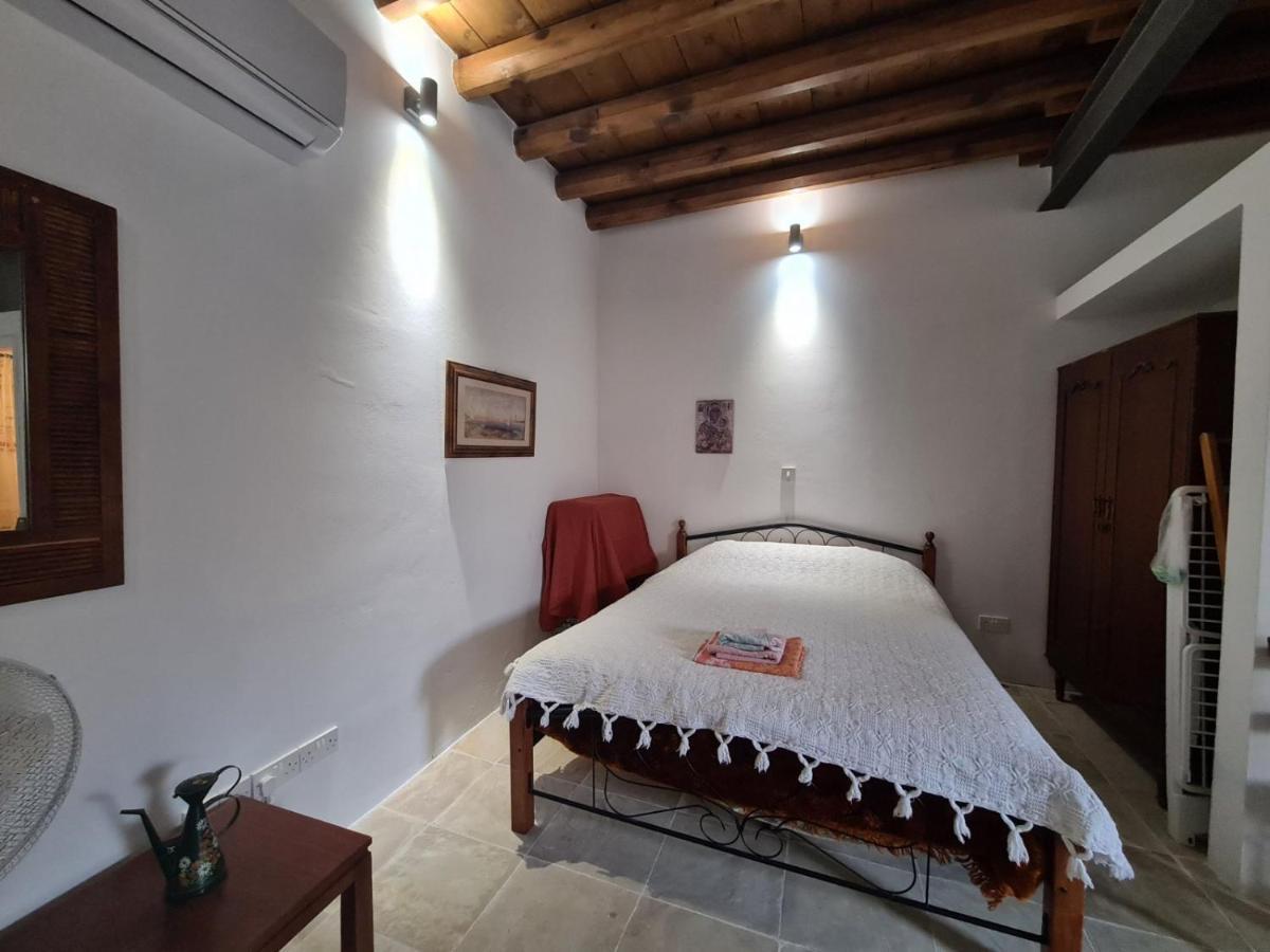 Christiana'S Stone Studios Pano Lefkara Buitenkant foto